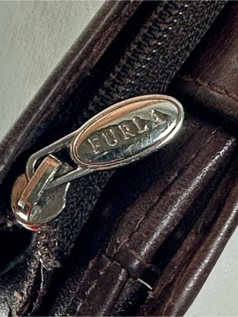 Furla Vintage Brown Croc Embossed Leather Small Bifold Wallet Snap Zip